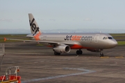 Jetstar Airways Airbus A320-232 (VH-VGJ) at  Auckland - International, New Zealand