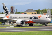 Jetstar Airways Boeing 787-8 Dreamliner (VH-VKA) at  Denpasar/Bali - Ngurah Rai International, Indonesia