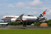 Jetstar Airways Boeing 787-8 Dreamliner (VH-VKF) at  Denpasar/Bali - Ngurah Rai International, Indonesia