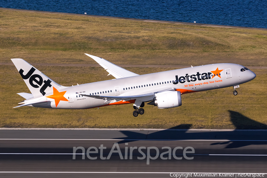 Jetstar Airways Boeing 787-8 Dreamliner (VH-VKI) | Photo 390285