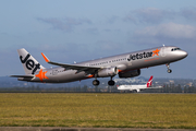 Jetstar Airways Airbus A321-231 (VH-VWQ) at  Sydney - Kingsford Smith International, Australia