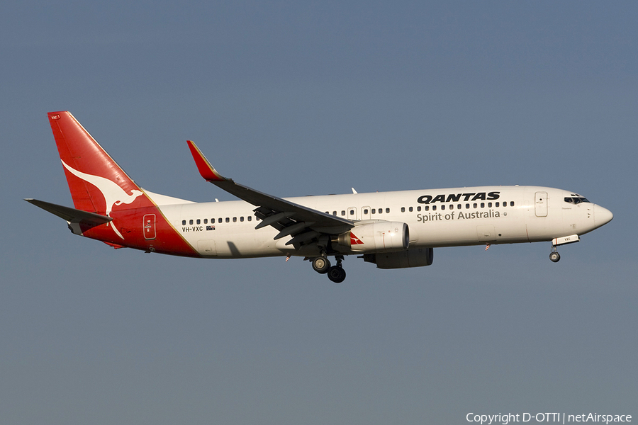 Qantas Boeing 737-838 (VH-VXC) | Photo 283882
