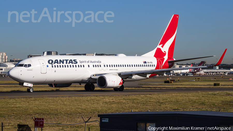 Qantas Boeing 737-838 (VH-VXI) | Photo 389787