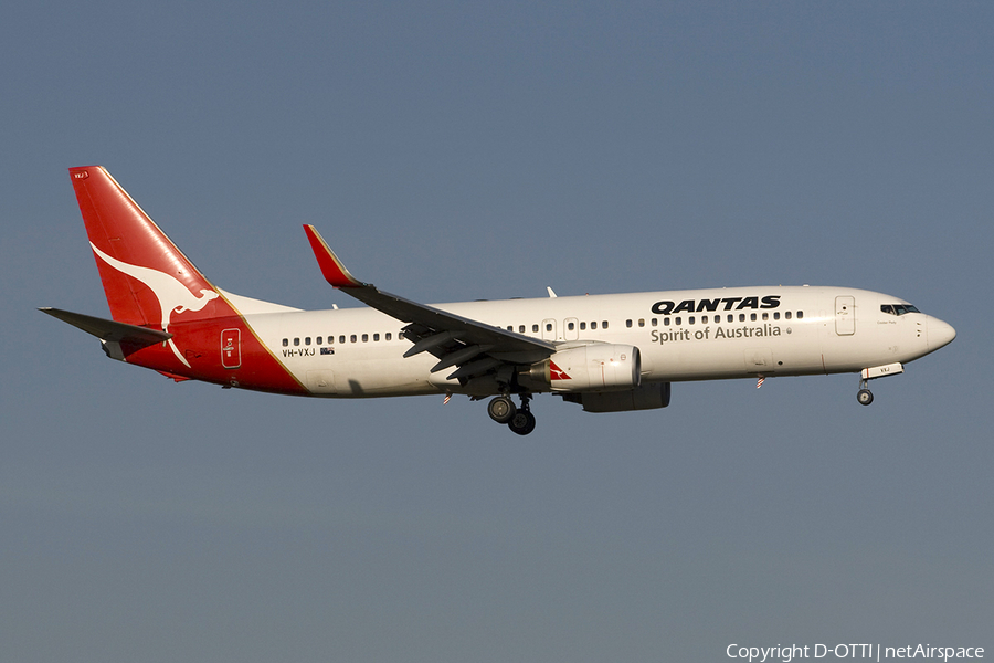 Qantas Boeing 737-838 (VH-VXJ) | Photo 283887