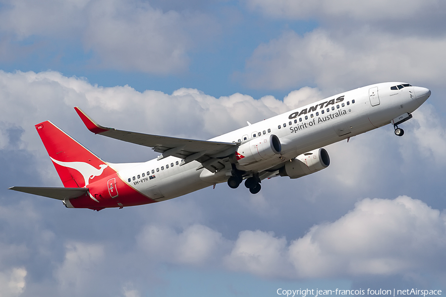 Qantas Boeing 737-838 (VH-VYH) | Photo 151040