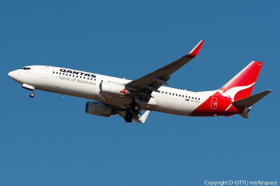 Qantas Boeing 737-838 (VH-VYJ) | Photo 283608