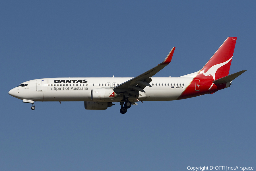 Qantas Boeing 737-838 (VH-VYJ) | Photo 283671