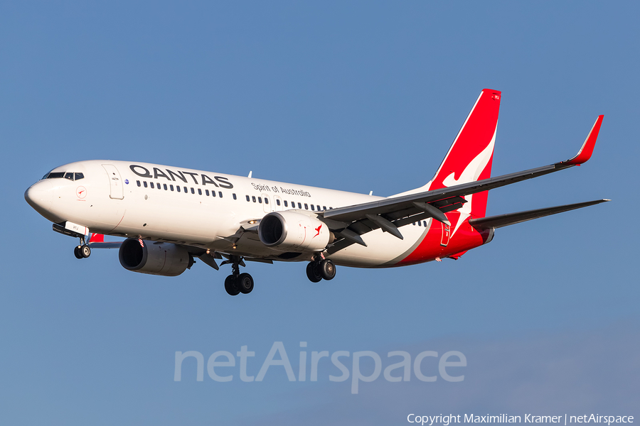 Qantas Boeing 737-838 (VH-VYJ) | Photo 390556