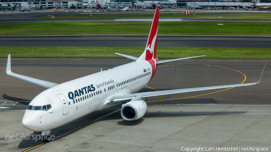 Qantas Boeing 737-838 (VH-VZE) | Photo 447619