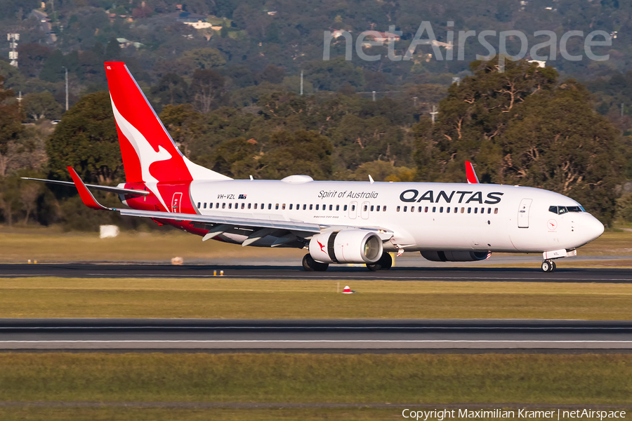Qantas Boeing 737-838 (VH-VZL) | Photo 391528
