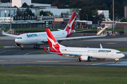 Qantas Boeing 737-838 (VH-VZL) at  Sydney - Kingsford Smith International, Australia