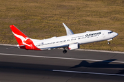 Qantas Boeing 737-838 (VH-VZZ) at  Sydney - Kingsford Smith International, Australia