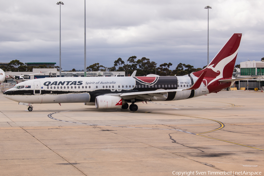 Qantas Boeing 737-838 (VH-XZJ) | Photo 284349