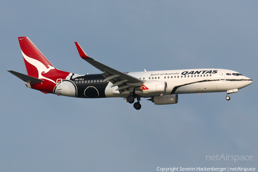 Qantas Boeing 737-838 (VH-XZJ) | Photo 216478
