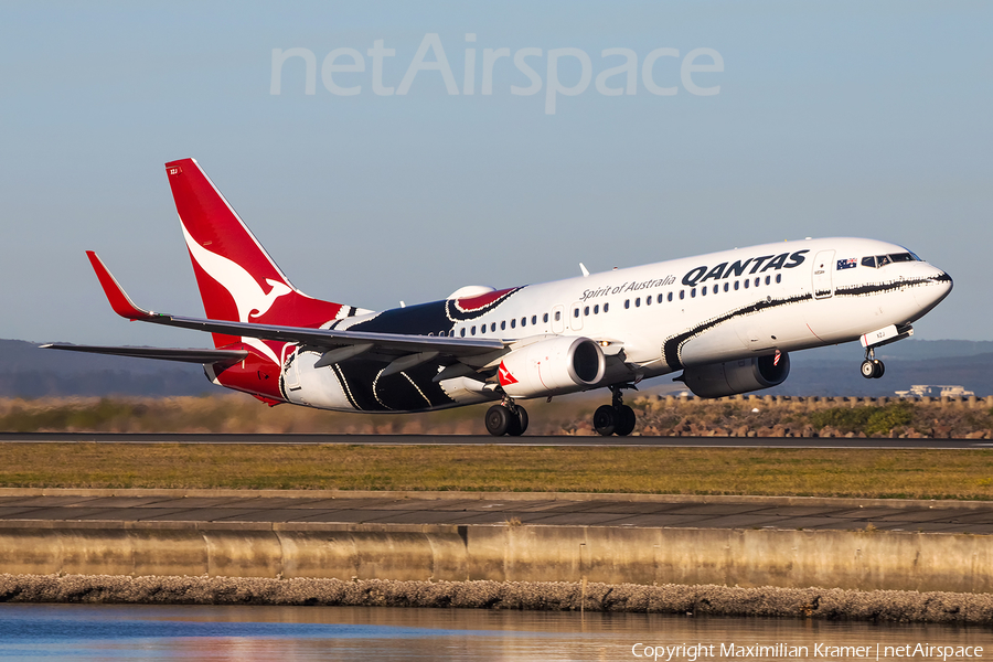 Qantas Boeing 737-838 (VH-XZJ) | Photo 390364