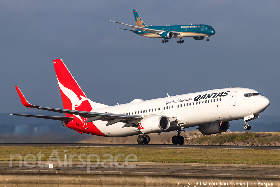 Qantas Boeing 737-838 (VH-XZL) | Photo 390652