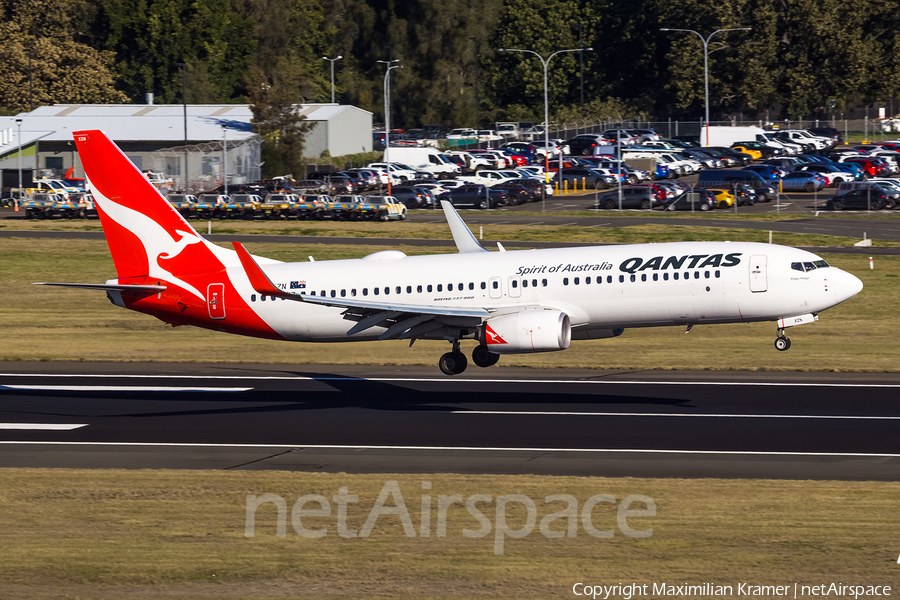 Qantas Boeing 737-838 (VH-XZN) | Photo 390920