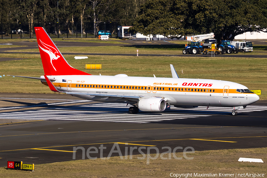 Qantas Boeing 737-838 (VH-XZP) | Photo 390906