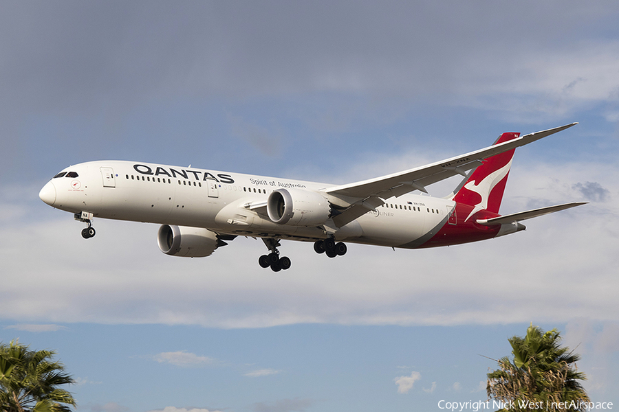 Qantas Boeing 787-9 Dreamliner (VH-ZNA) | Photo 357265