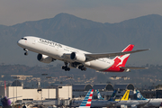 Qantas Boeing 787-9 Dreamliner (VH-ZNG) at  Los Angeles - International, United States