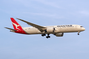 Qantas Boeing 787-9 Dreamliner (VH-ZNI) at  Barcelona - El Prat, Spain