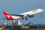 Qantas Boeing 767-338(ER) (VH-ZXF) at  Sydney - Kingsford Smith International, Australia