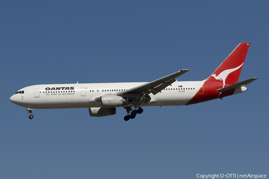 Qantas Boeing 767-336(ER) (VH-ZXG) | Photo 283676