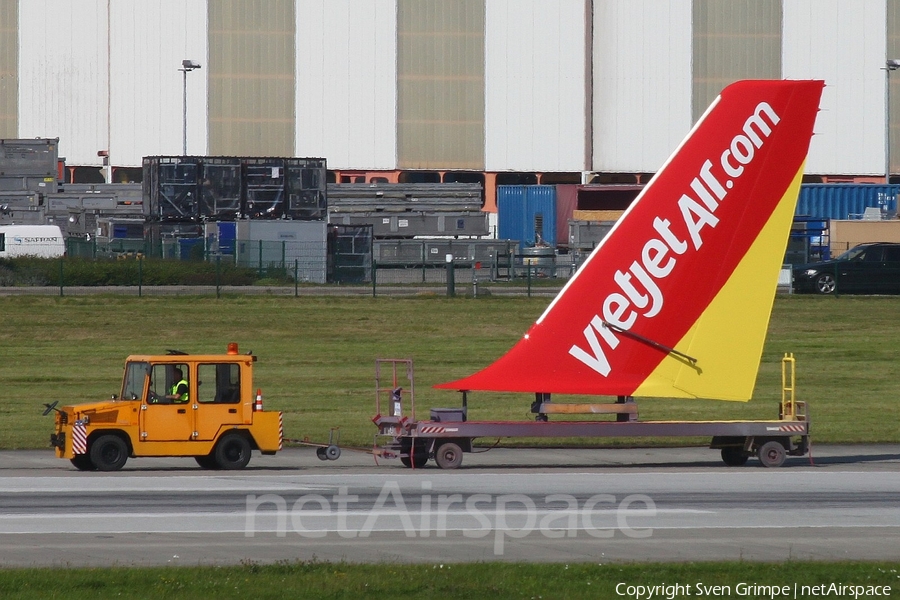 VietJet Air Airbus A321-211 (VN-A***) | Photo 185125