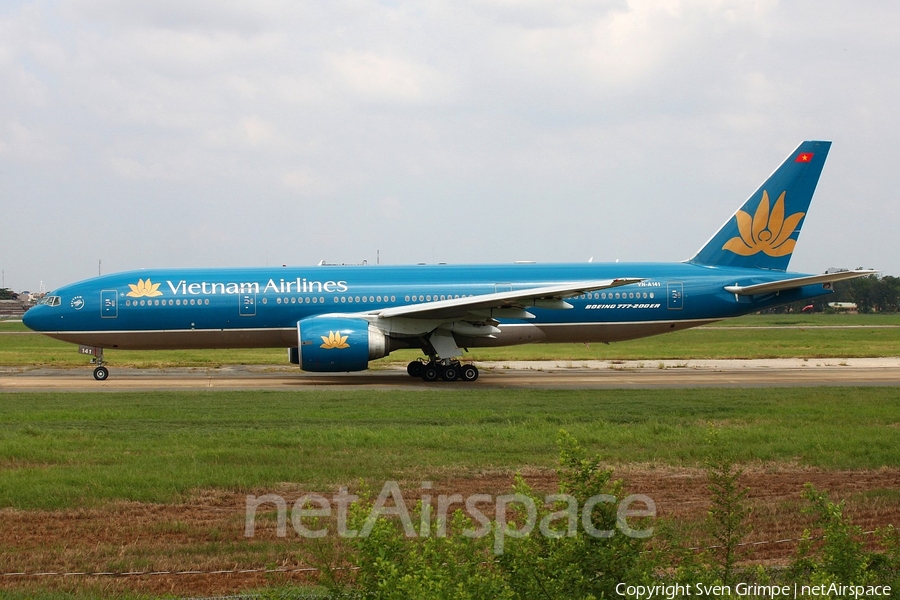 Vietnam Airlines Boeing 777-2Q8(ER) (VN-A141) | Photo 15101