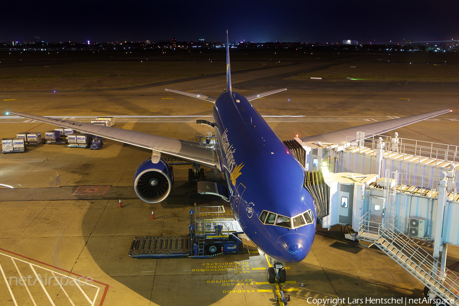 Vietnam Airlines Boeing 777-2Q8(ER) (VN-A141) | Photo 65850