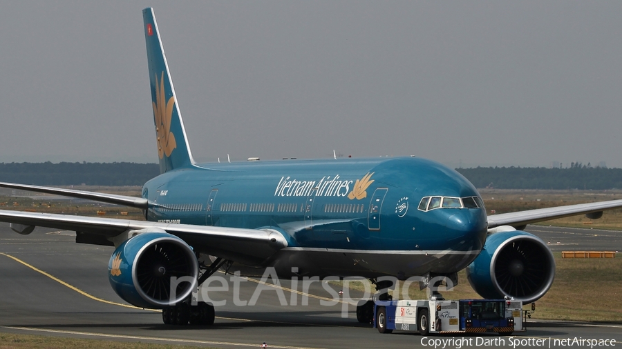 Vietnam Airlines Boeing 777-2Q8(ER) (VN-A142) | Photo 219711