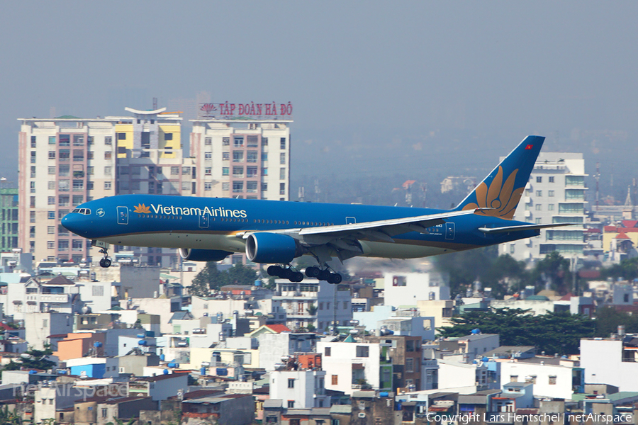 Vietnam Airlines Boeing 777-26K(ER) (VN-A143) | Photo 65121