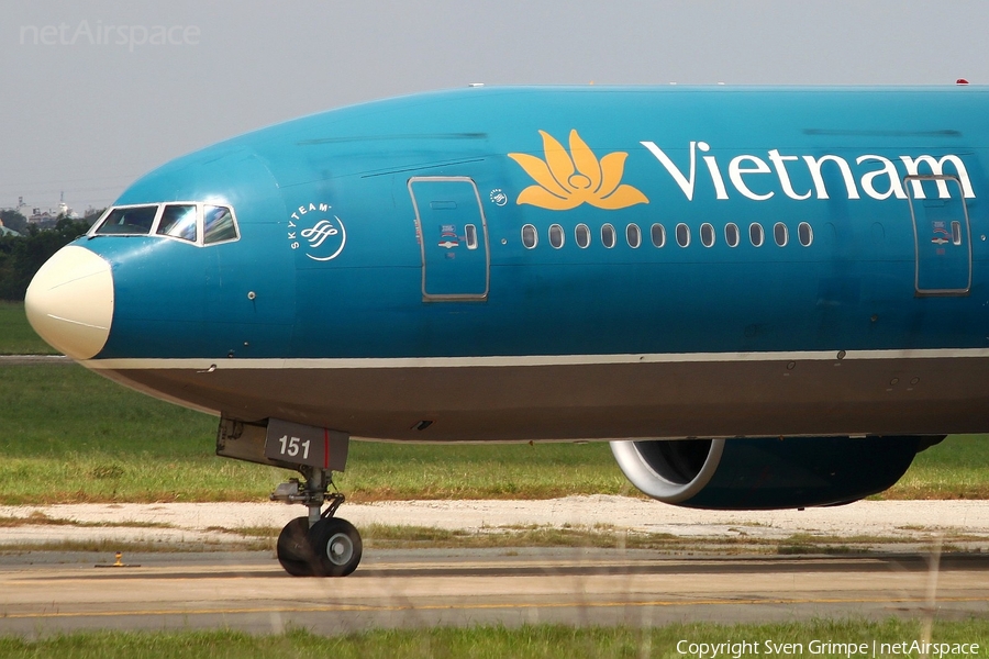 Vietnam Airlines Boeing 777-2Q8(ER) (VN-A151) | Photo 20750