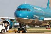 Vietnam Airlines Airbus A320-214 (VN-A301) at  Phnom Penh Pochentong - International, Cambodia