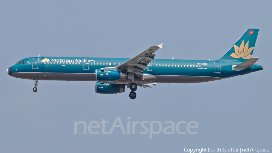 Vietnam Airlines Airbus A321-231 (VN-A325) | Photo 321194