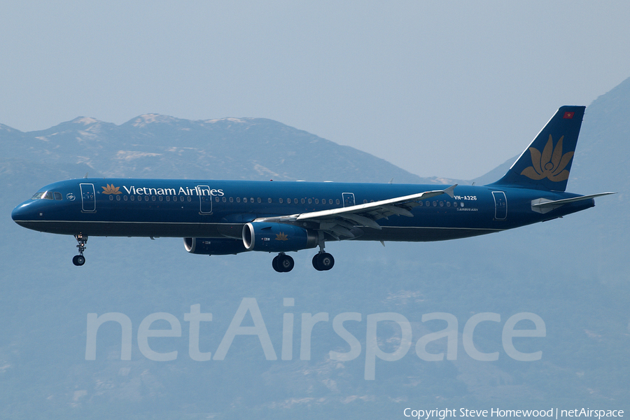 Vietnam Airlines Airbus A321-231 (VN-A326) | Photo 147204
