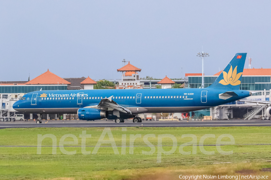 Vietnam Airlines Airbus A321-231 (VN-A329) | Photo 468504