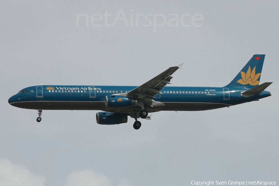Vietnam Airlines Airbus A321-231 (VN-A332) | Photo 21152