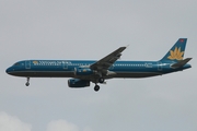 Vietnam Airlines Airbus A321-231 (VN-A332) at  Ho Chi Minh City - Tan Son Nhat, Vietnam