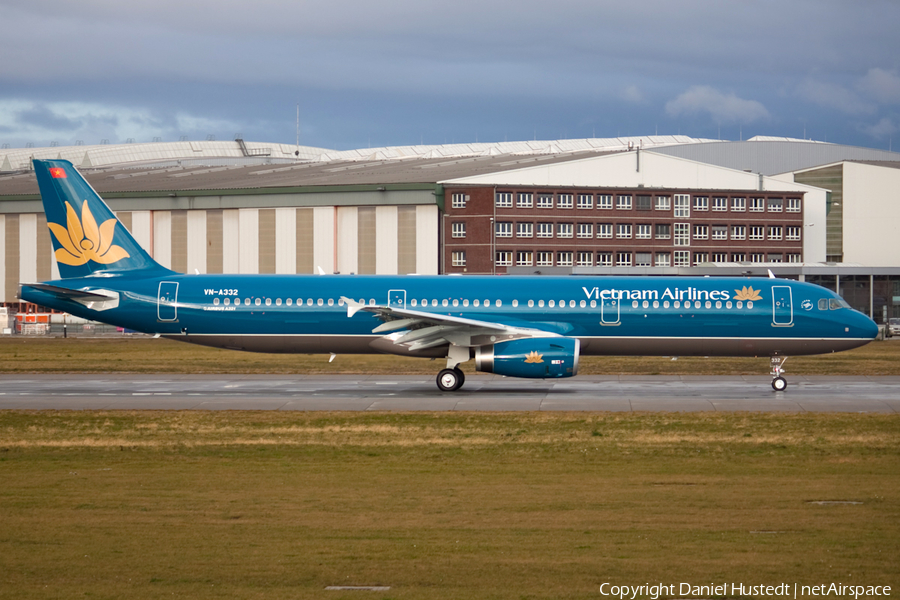 Vietnam Airlines Airbus A321-231 (VN-A332) | Photo 559165