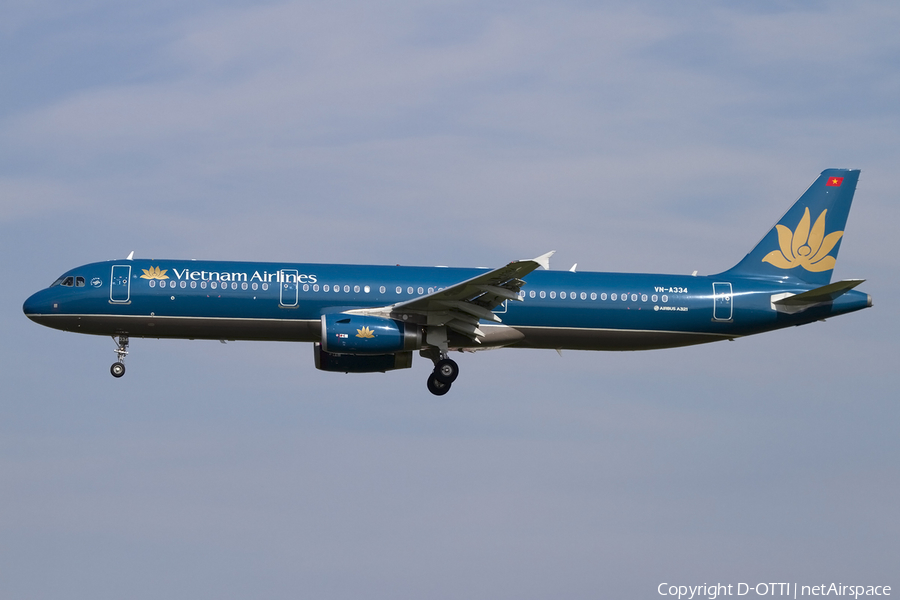 Vietnam Airlines Airbus A321-231 (VN-A334) | Photo 419453