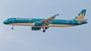 Vietnam Airlines Airbus A321-231 (VN-A352) at  Ho Chi Minh City - Tan Son Nhat, Vietnam
