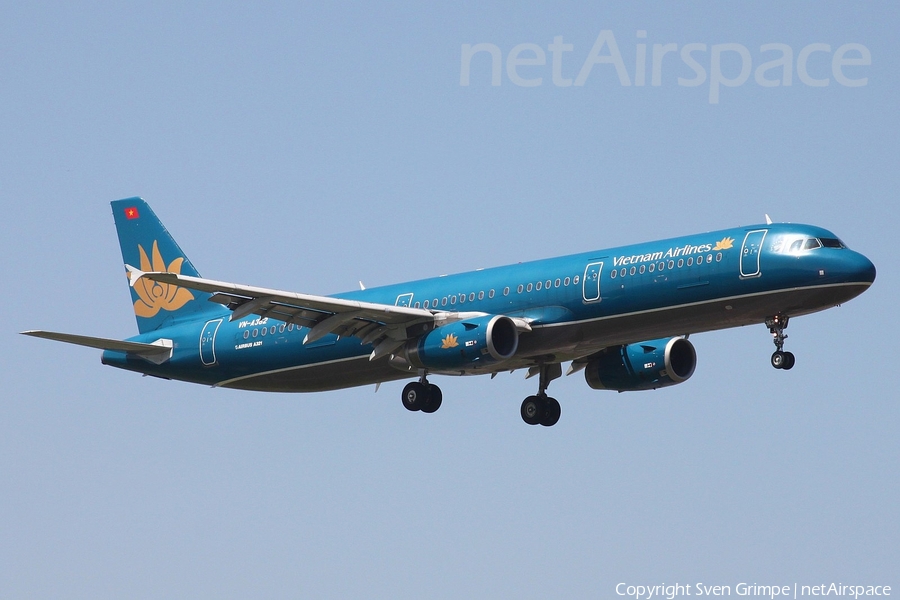 Vietnam Airlines Airbus A321-231 (VN-A362) | Photo 21010