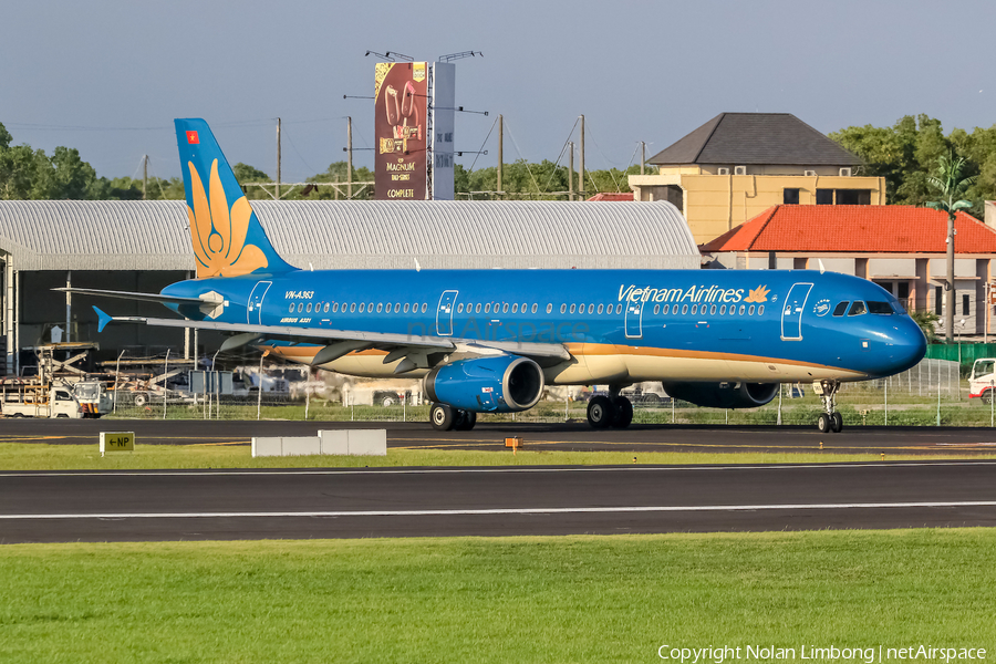 Vietnam Airlines Airbus A321-231 (VN-A363) | Photo 541808