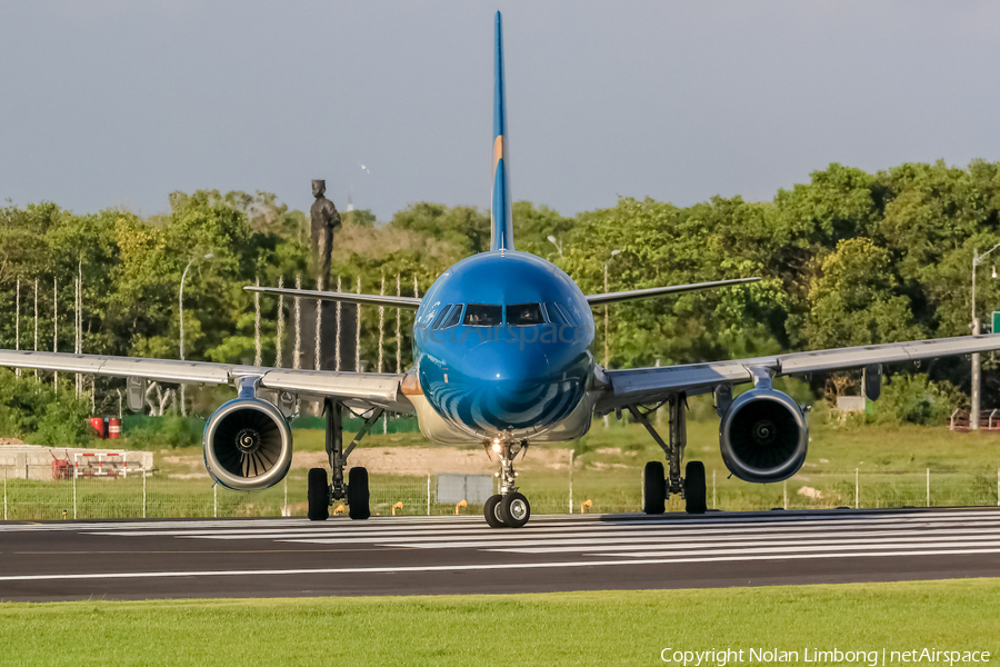 Vietnam Airlines Airbus A321-231 (VN-A363) | Photo 541809