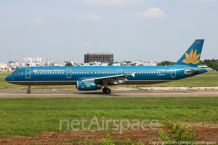 Vietnam Airlines Airbus A321-231 (VN-A365) | Photo 15098