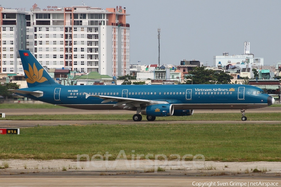 Vietnam Airlines Airbus A321-231 (VN-A366) | Photo 15168