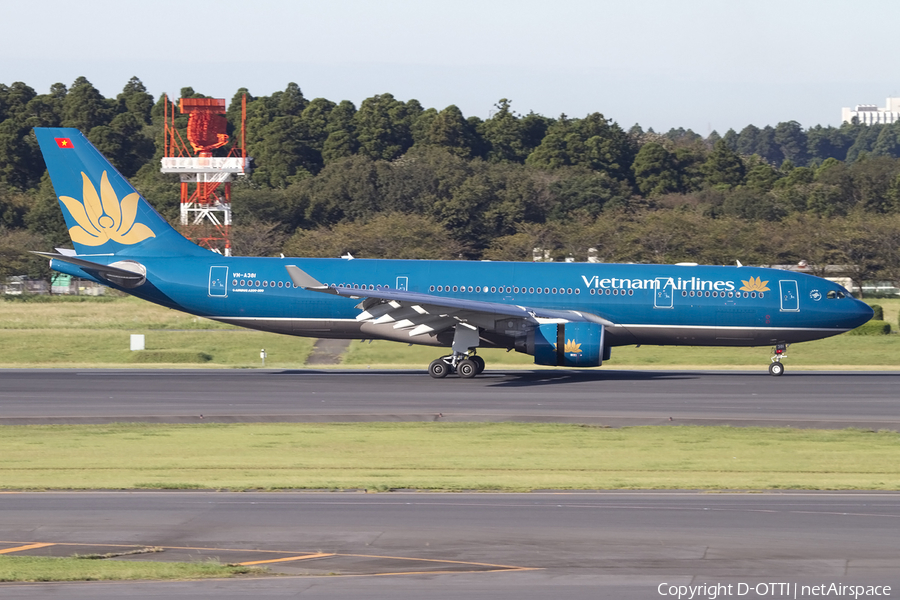 Vietnam Airlines Airbus A330-223 (VN-A381) | Photo 417979