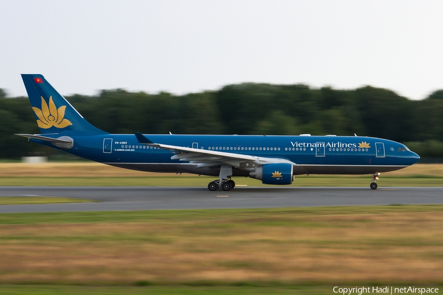 Vietnam Airlines Airbus A330-223 (VN-A383) | Photo 51138