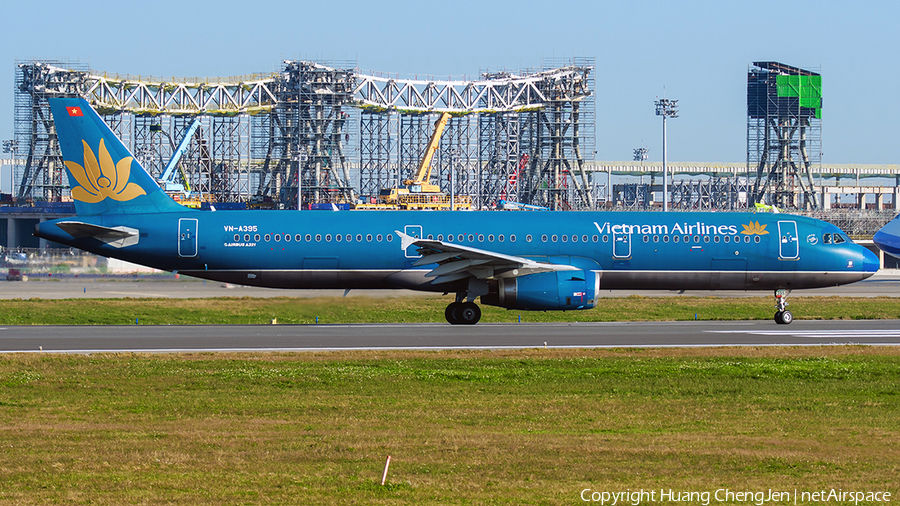 Vietnam Airlines Airbus A321-231 (VN-A395) | Photo 646045